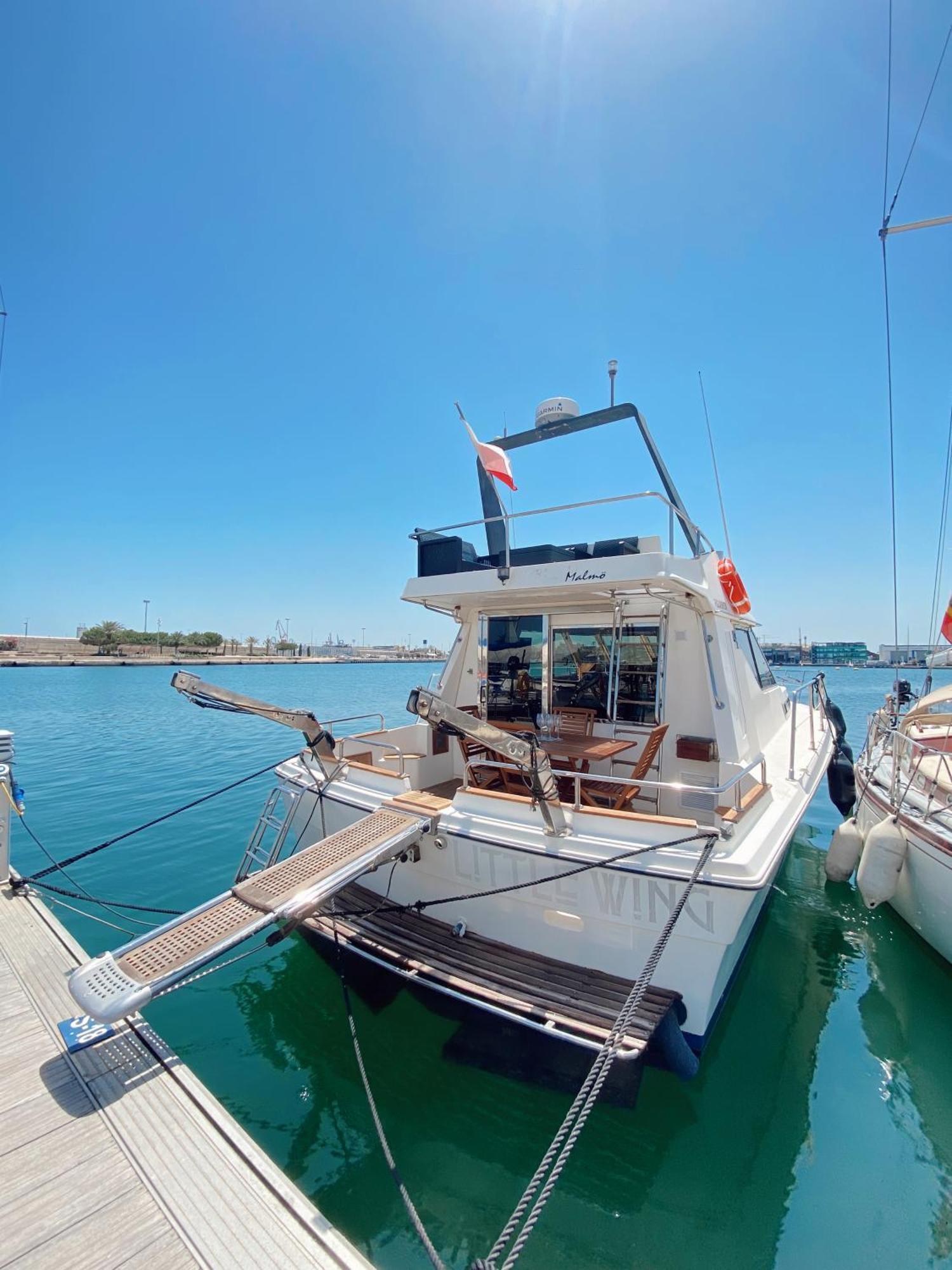 Отель Malmo'S Yacht Валенсия Экстерьер фото